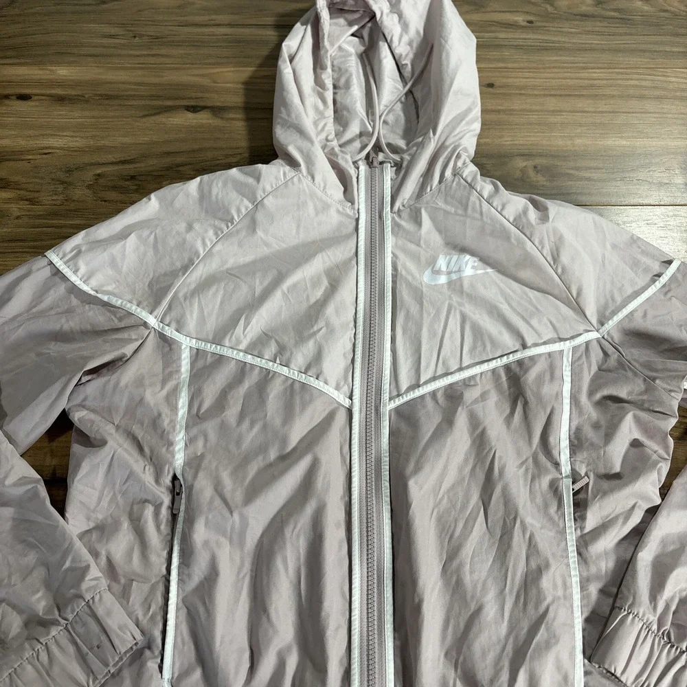Nike Windbreaker Jacket Women's Full Zip Size Medium Pink‎